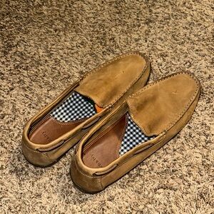 Crown & Ivy men’s loafers